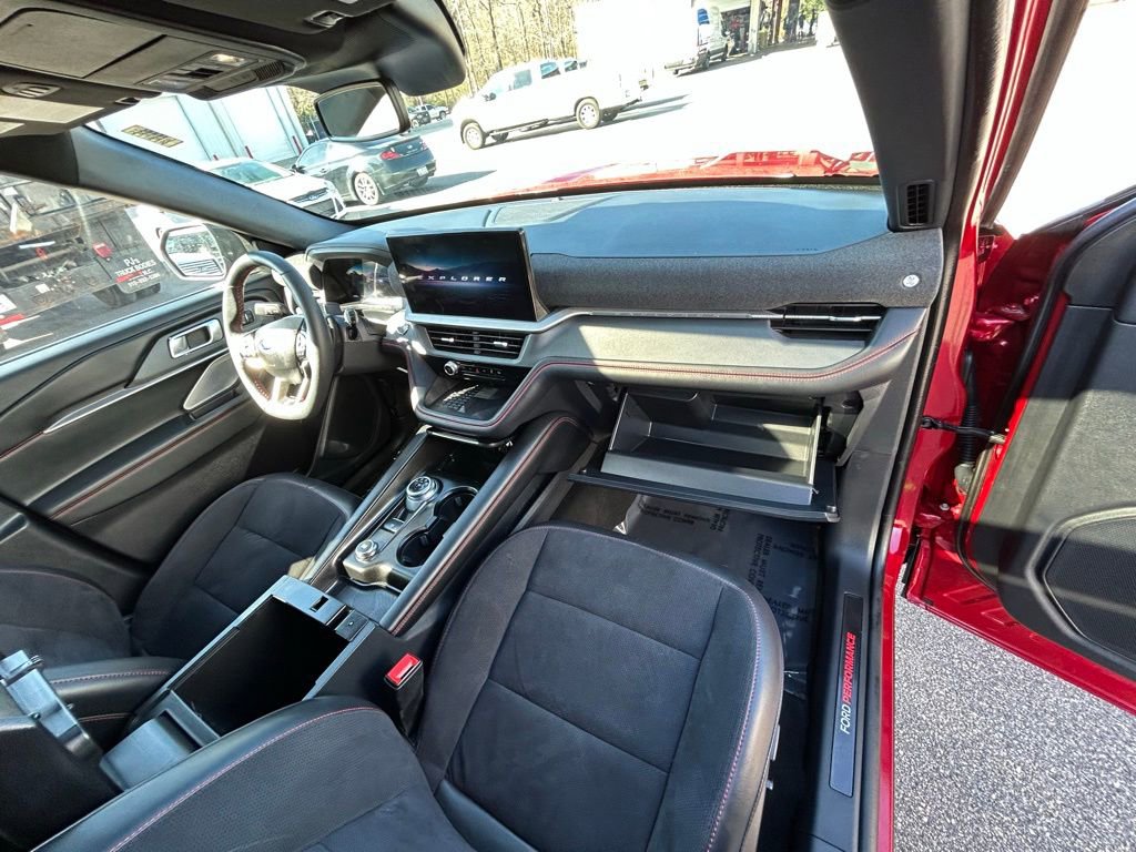 Used 2025 Ford Explorer ST AWD/4WD image 27