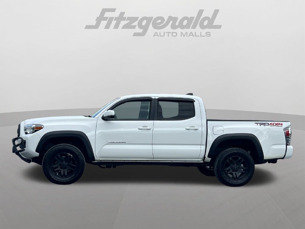 Used 2021 Toyota Tacoma TRD Off-Road w/ Technology Package AWD/4WD image 5