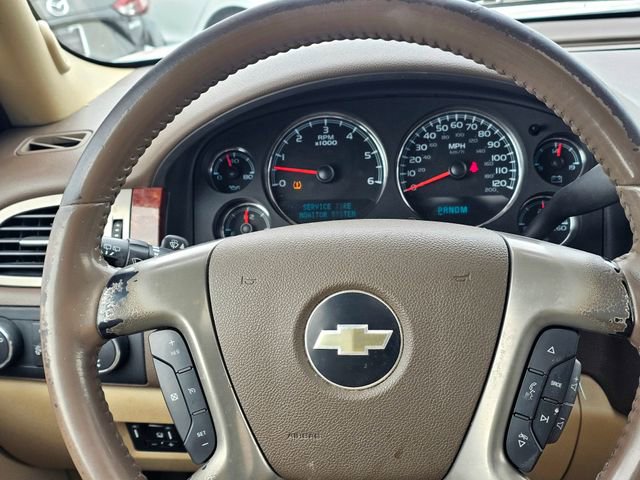 Used 2010 Chevrolet Suburban LTZ image 32