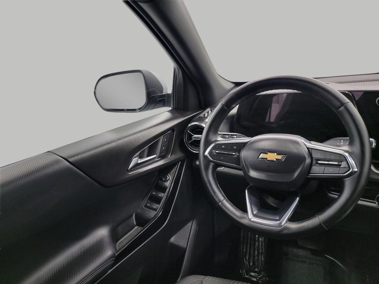 Used 2025 Chevrolet Equinox LT image 5