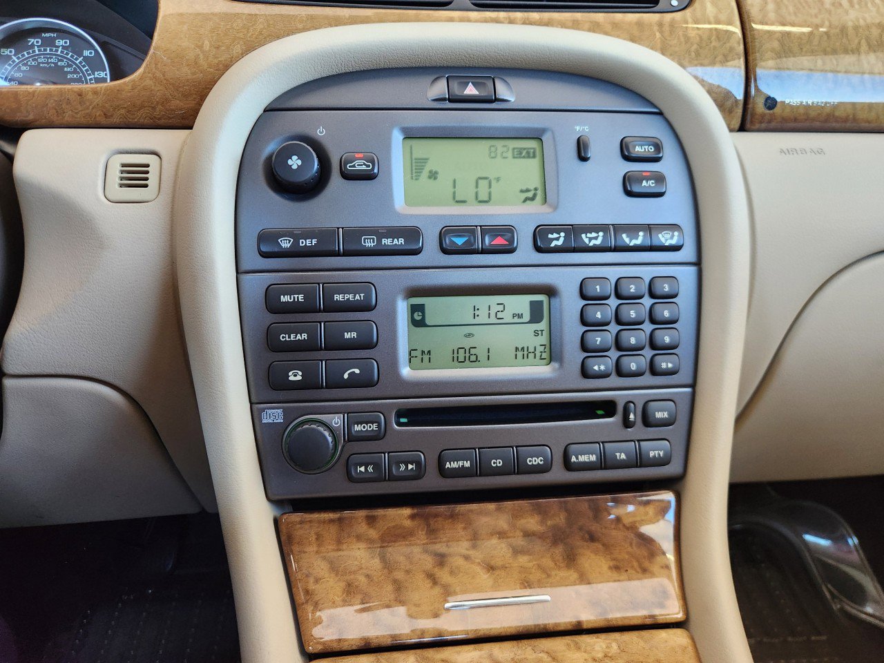 Used 2004 Jaguar X-TYPE 3.0 image 8