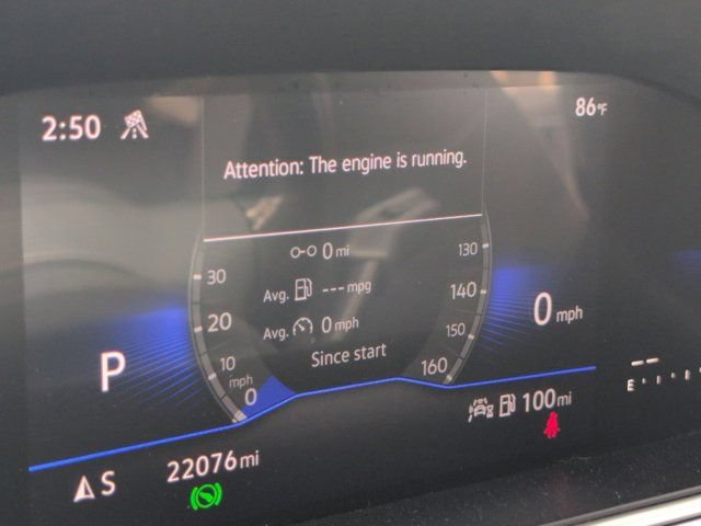 Used 2025 Volkswagen Taos SE AWD/4WD image 16