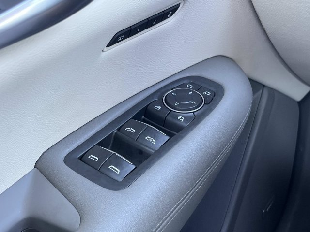 Certified 2021 Cadillac XT5 Premium Luxury FWD image 29