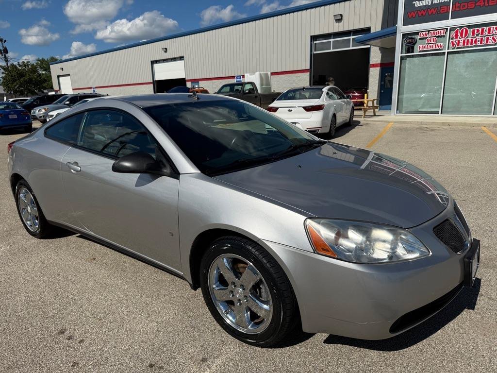 Used 2008 Pontiac G6 GT w/ Premium Package FWD image 3