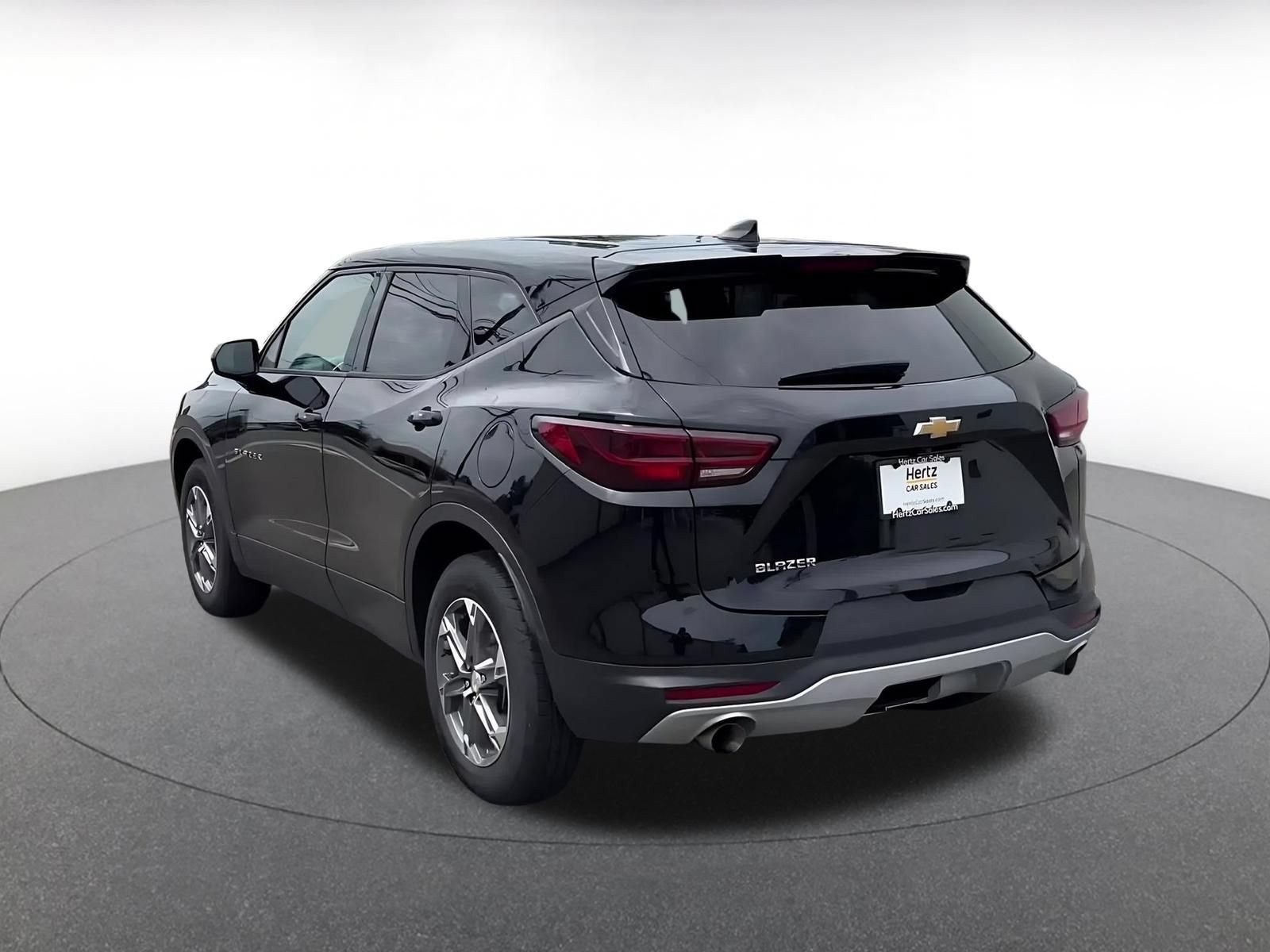 Used 2025 Chevrolet Blazer LT FWD image 10