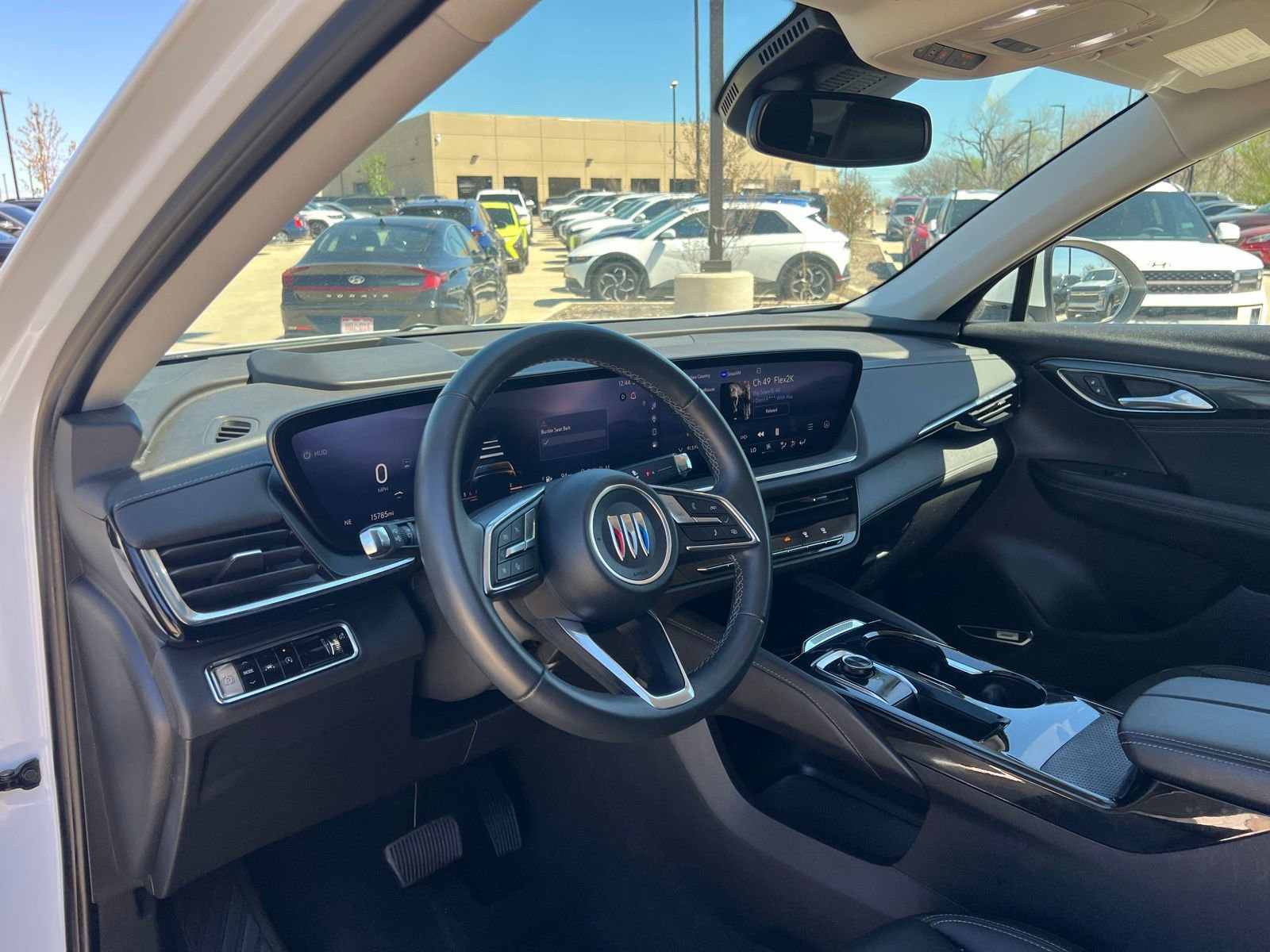 Used 2025 Buick Envision Preferred image 21