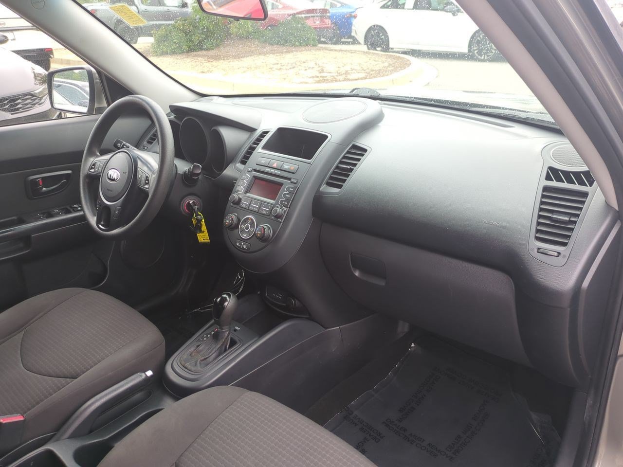 Used 2013 Kia Soul FWD image 41