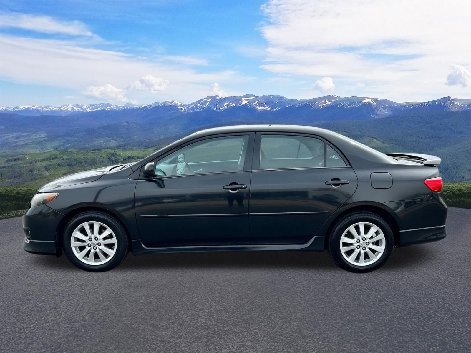 Used 2010 Toyota Corolla S image 2