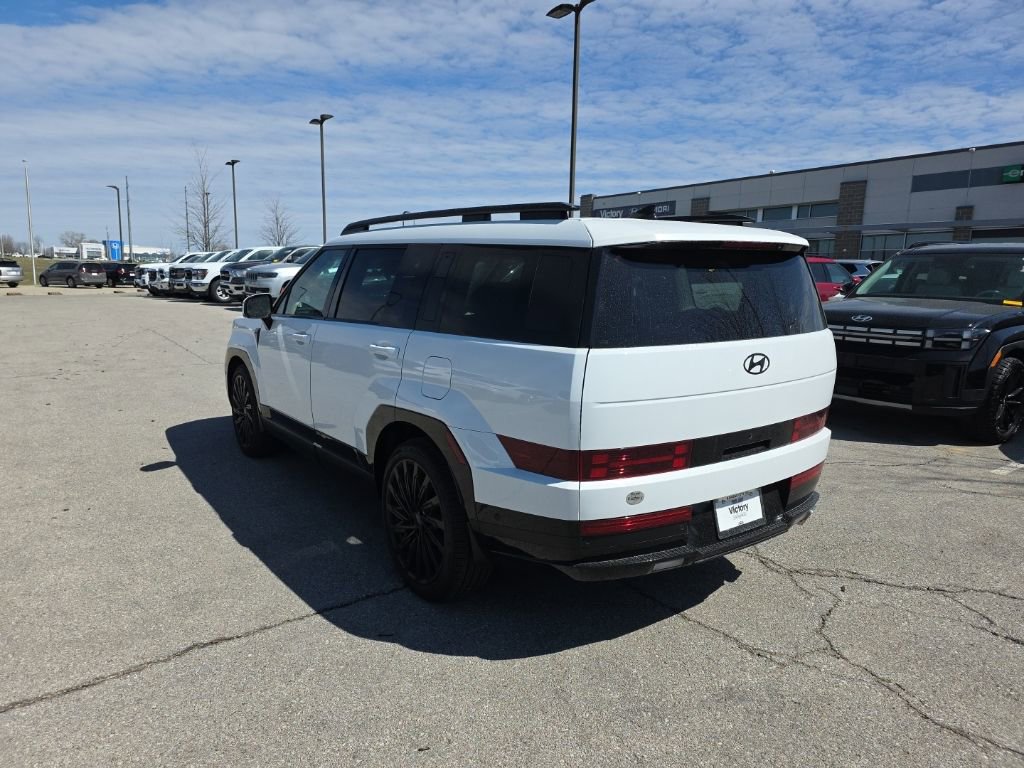 Used 2025 Hyundai Santa Fe Calligraphy image 7