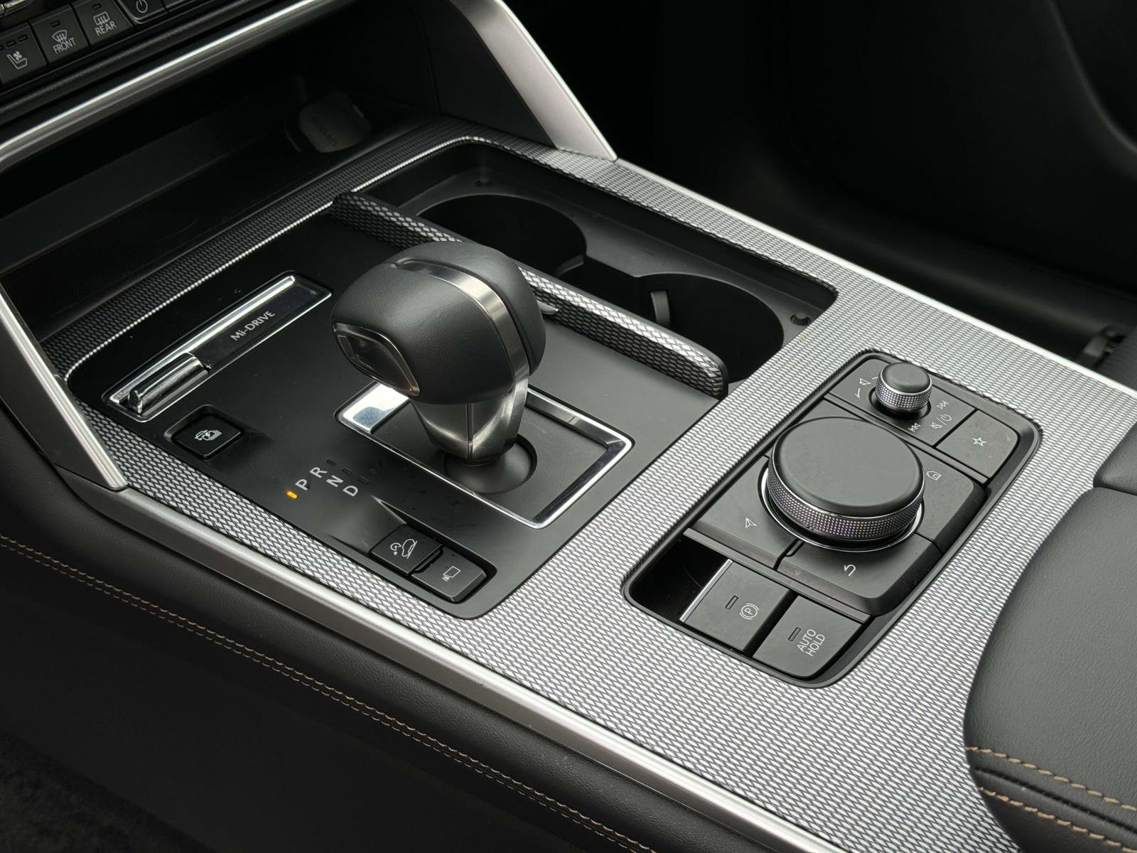 Used 2025 MAZDA CX-70 Plug-In Hybrid w/ Premium Plus image 25