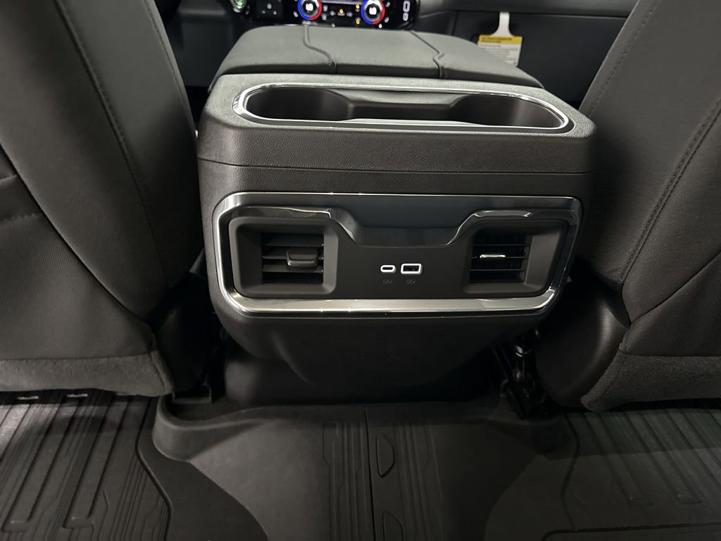 New 2026 GMC Sierra 1500 Elevation image 22