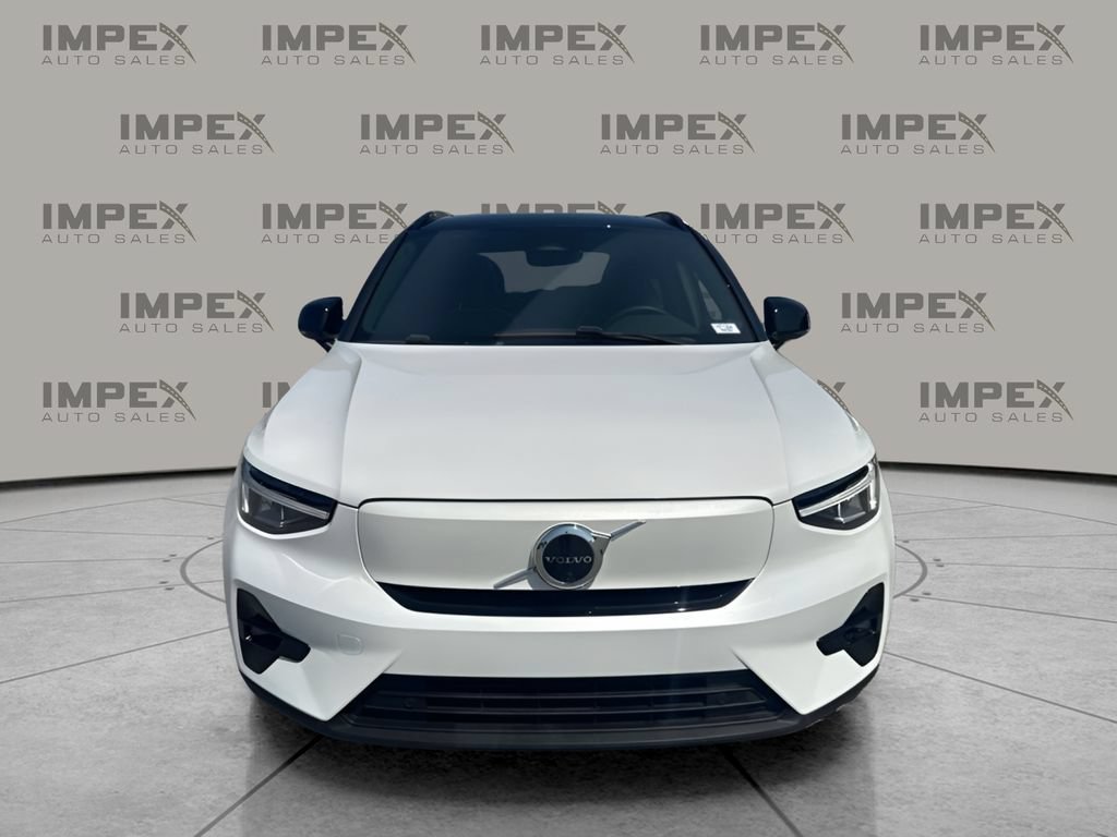 Used 2023 Volvo XC40 Recharge Plus AWD/4WD image 8