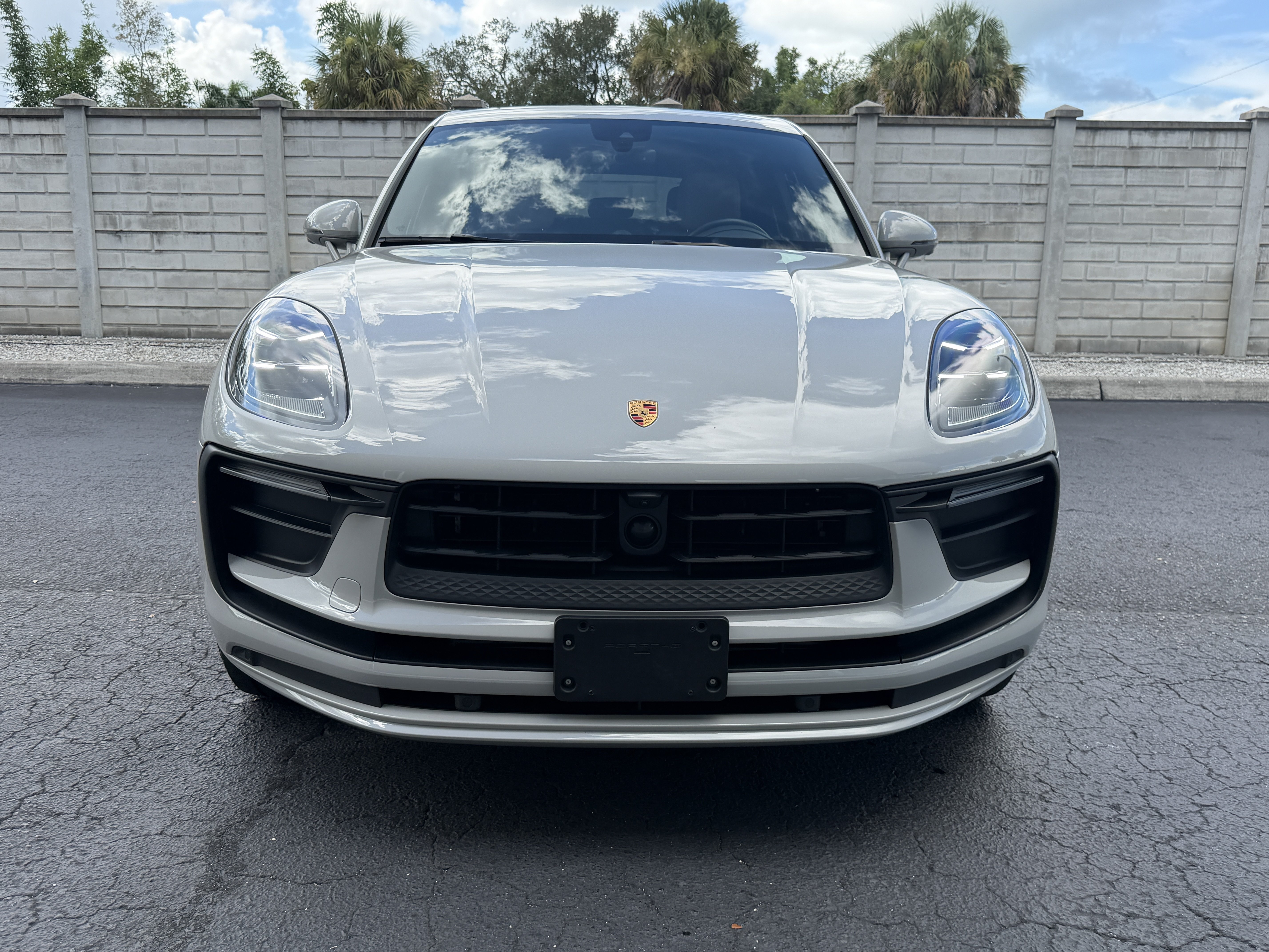 Certified 2023 Porsche Macan AWD/4WD image 10