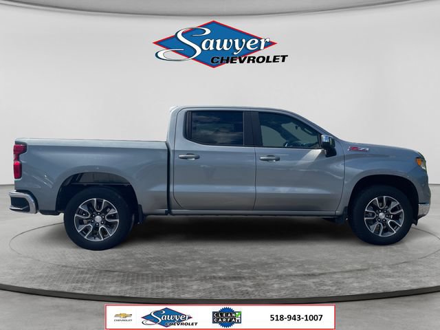 Used 2023 Chevrolet Silverado 1500 LT w/ Z71 Off-Road Package AWD/4WD image 6