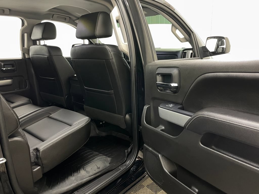 Used 2018 Chevrolet Silverado 1500 LT w/ All Star Edition AWD/4WD image 39