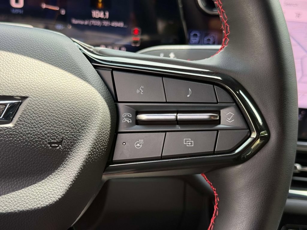 Used 2024 Chevrolet Equinox EV RS FWD image 29
