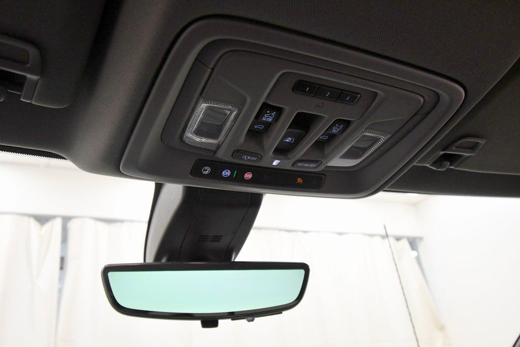 Used 2020 GMC Sierra 3500 Denali w/ Denali Ultimate Package image 27