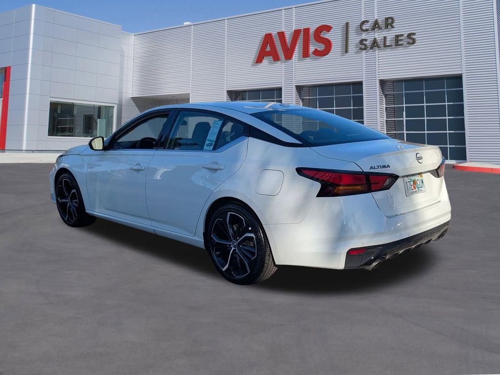 Used 2025 Nissan Altima 2.5 SR image 10
