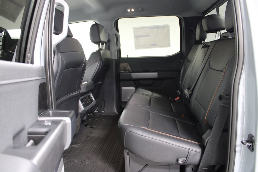 New 2026 Ford F250 Lariat w/ Black Appearance Package image 26