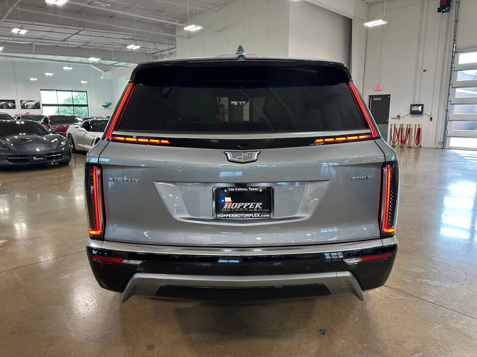 Used 2026 Cadillac Vistiq Luxury AWD/4WD image 7