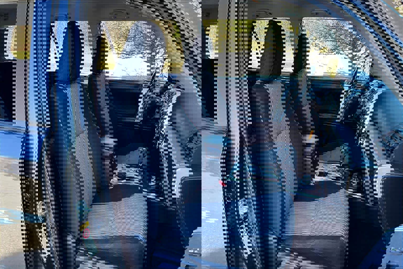 Used 2016 Toyota 4Runner SR5 image 8