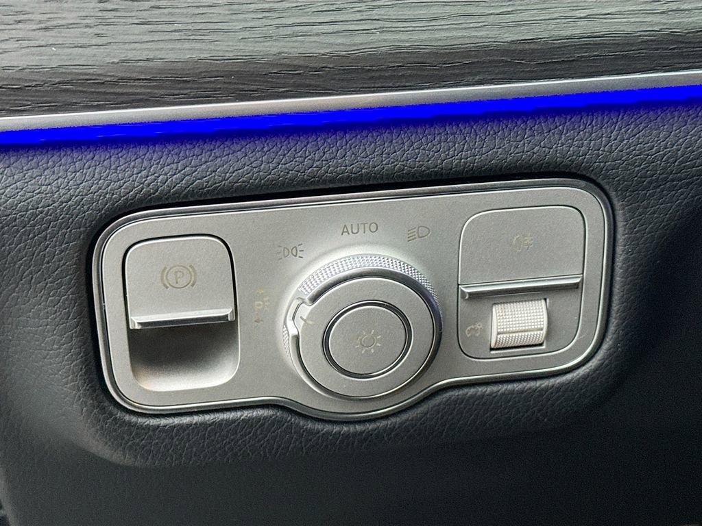 Used 2023 Mercedes-Benz GLE 350 4MATIC image 10