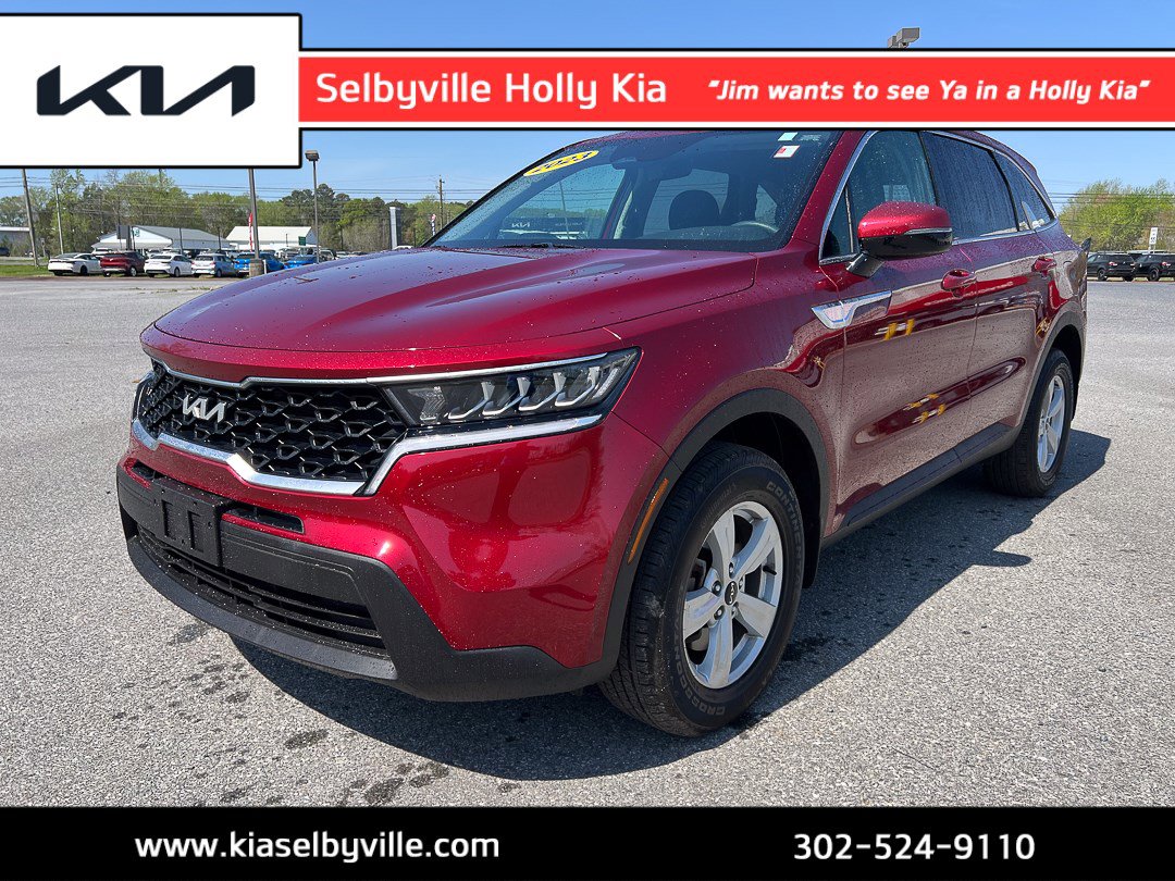 Used 2023 Kia Sorento LX AWD/4WD image 1
