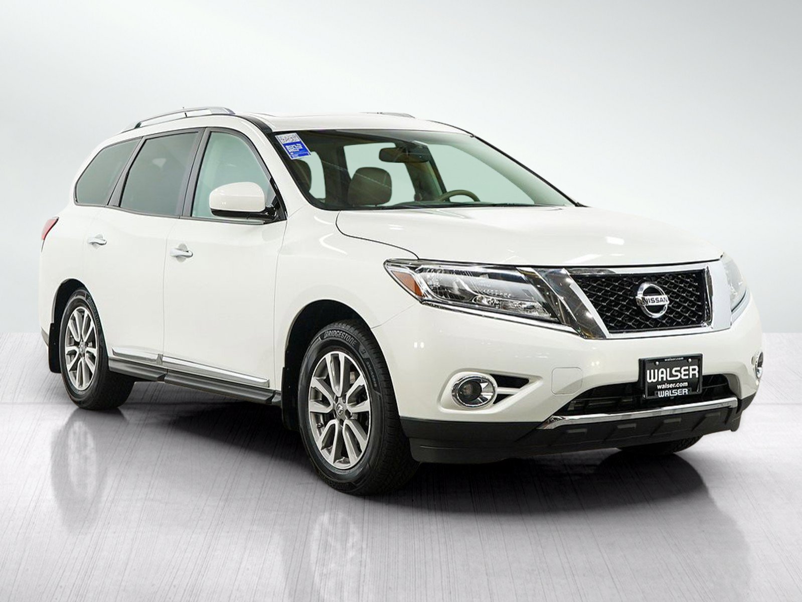 Used 2014 Nissan Pathfinder SL w/ SL Premium Package AWD/4WD image 8