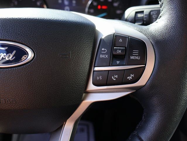 Used 2023 Ford Explorer XLT image 37