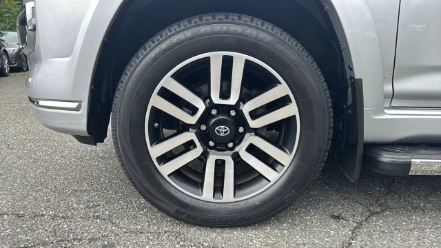 Used 2018 Toyota 4Runner Limited AWD/4WD image 29