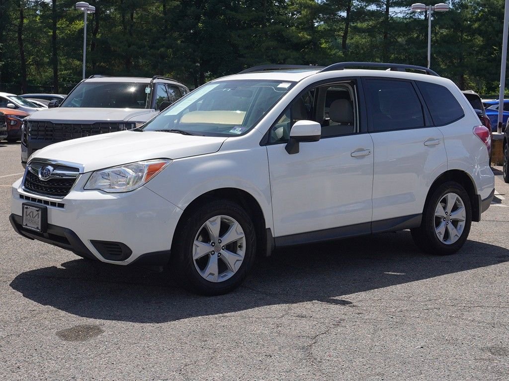 Used 2016 Subaru Forester 2.5i Premium w/ All-Weather Package AWD/4WD image 5