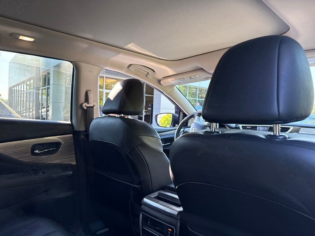 Used 2018 Nissan Murano Platinum w/ Cargo Package AWD/4WD image 10