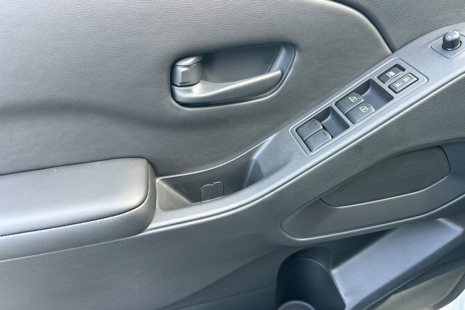 New 2026 Nissan Frontier SV image 12