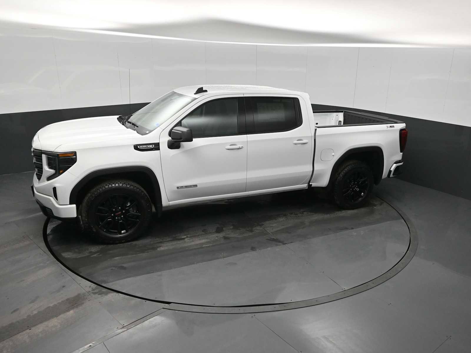 New 2026 GMC Sierra 1500 Elevation w/ Preferred Package image 13