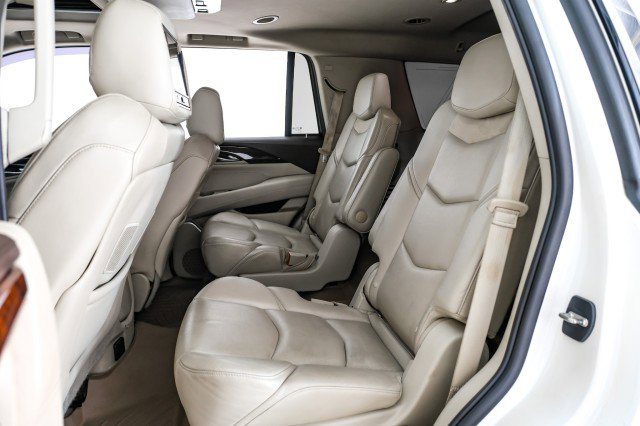 Used 2015 Cadillac Escalade Premium AWD/4WD image 46