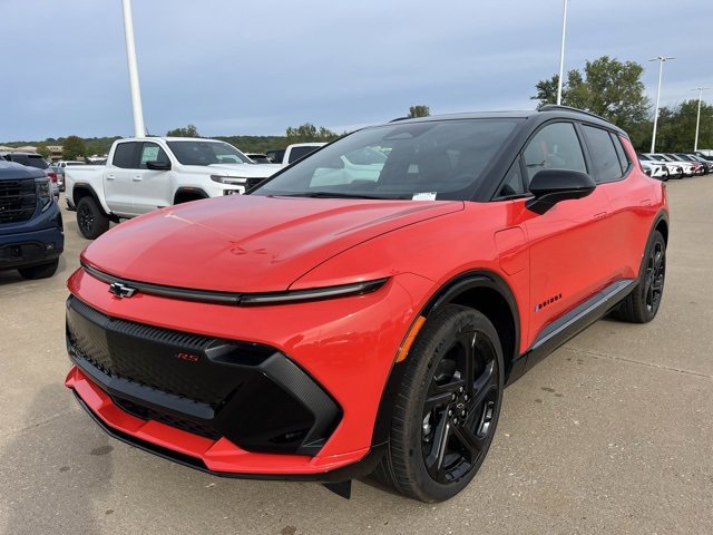 New 2026 Chevrolet Equinox EV RS image 9
