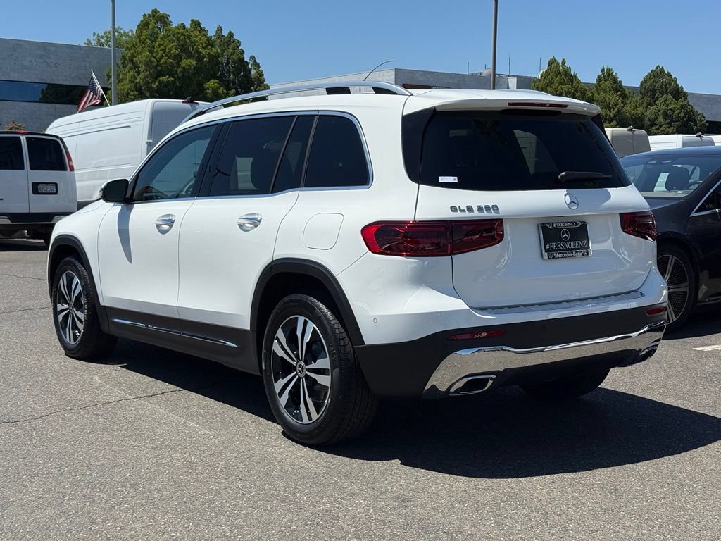 New 2026 Mercedes-Benz GLB 250 image 8