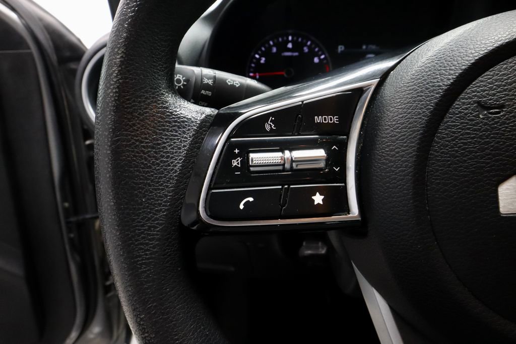 Used 2022 Kia Forte LXS FWD image 26