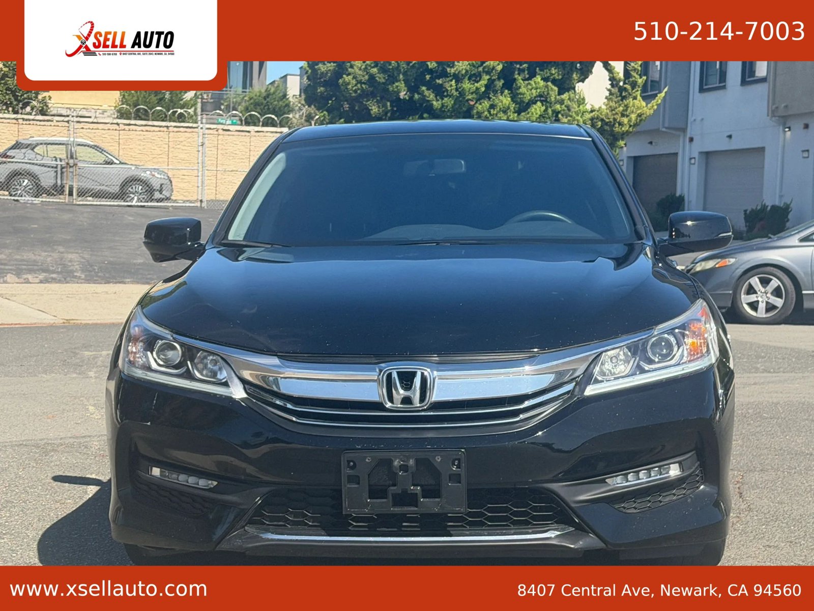 Used 2017 Honda Accord EX image 2