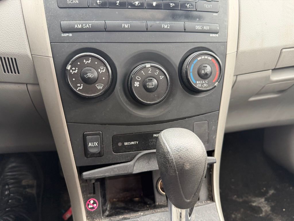Used 2010 Toyota Corolla image 20