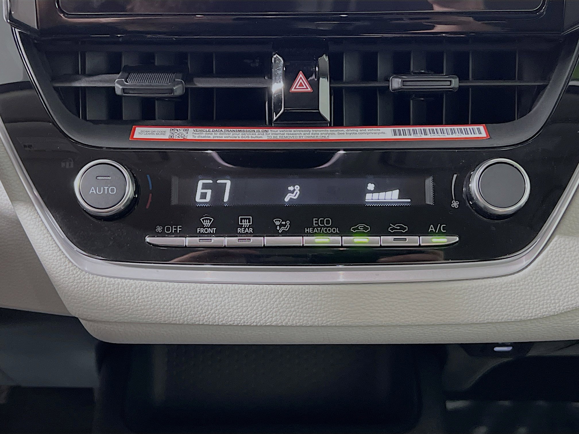 Used 2025 Toyota Corolla LE FWD image 25