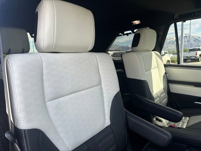 Used 2024 Toyota Sequoia Capstone AWD/4WD image 15
