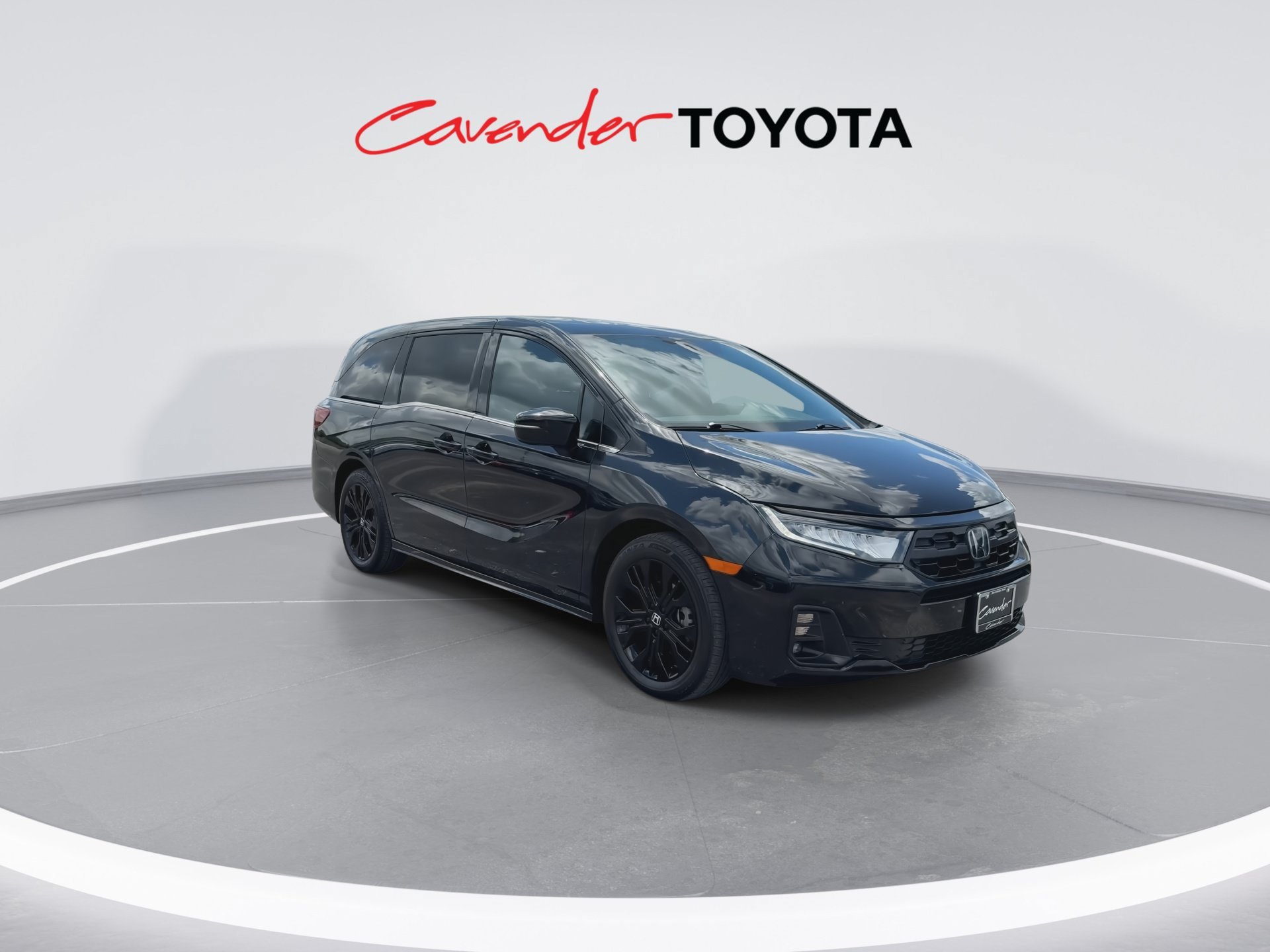 Used 2025 Honda Odyssey Sport-L image 2