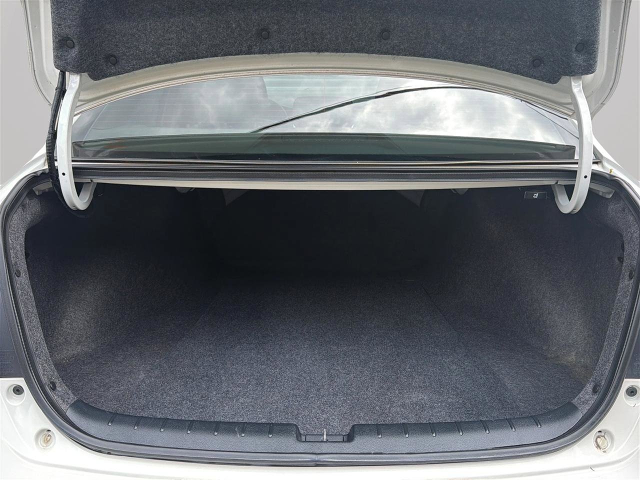 Used 2016 Honda Accord LX image 25