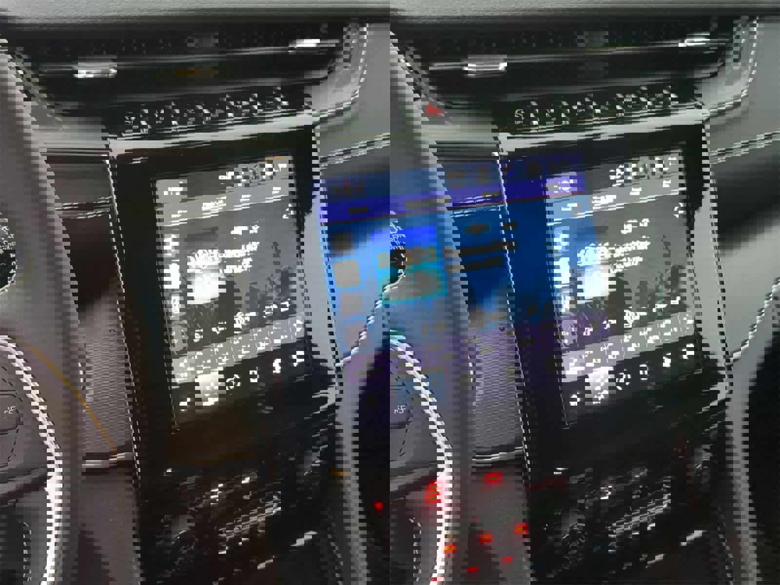 Used 2024 Jeep Grand Cherokee Altitude image 35