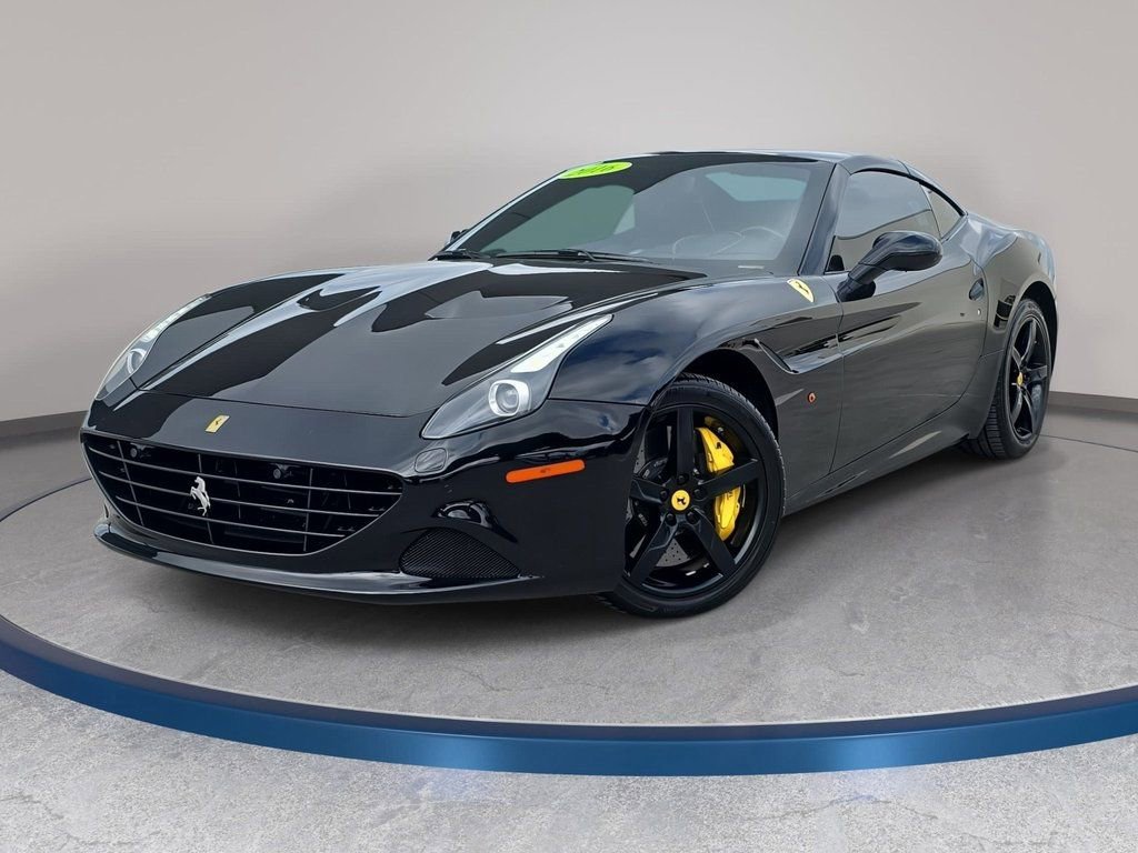 Used 2016 Ferrari California T image 1