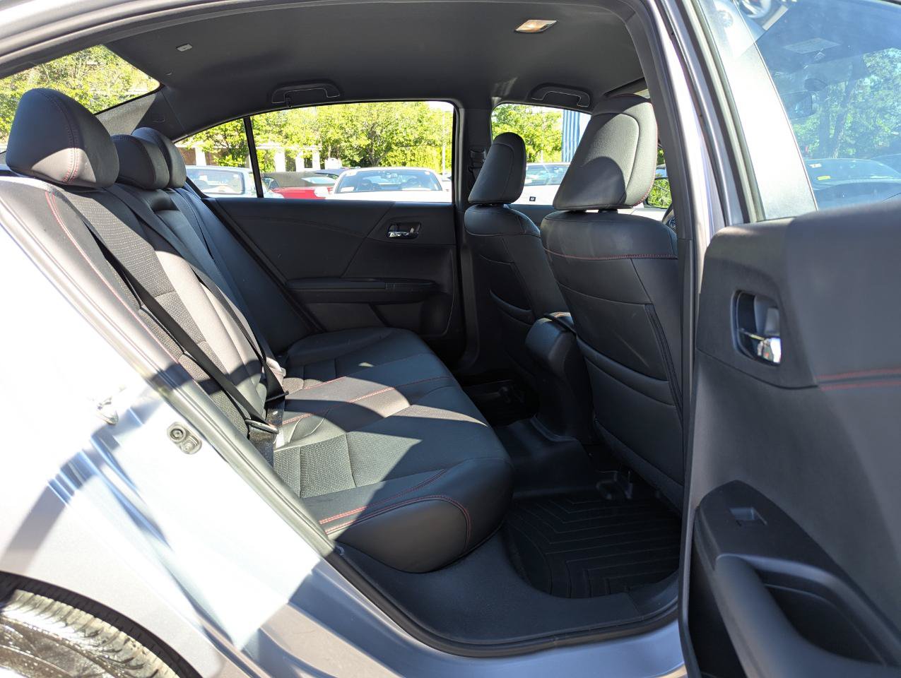 Used 2017 Honda Accord Sport Special Edition image 37