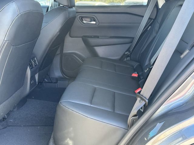 New 2026 Nissan Rogue SV w/ SV Premium Package FWD image 16