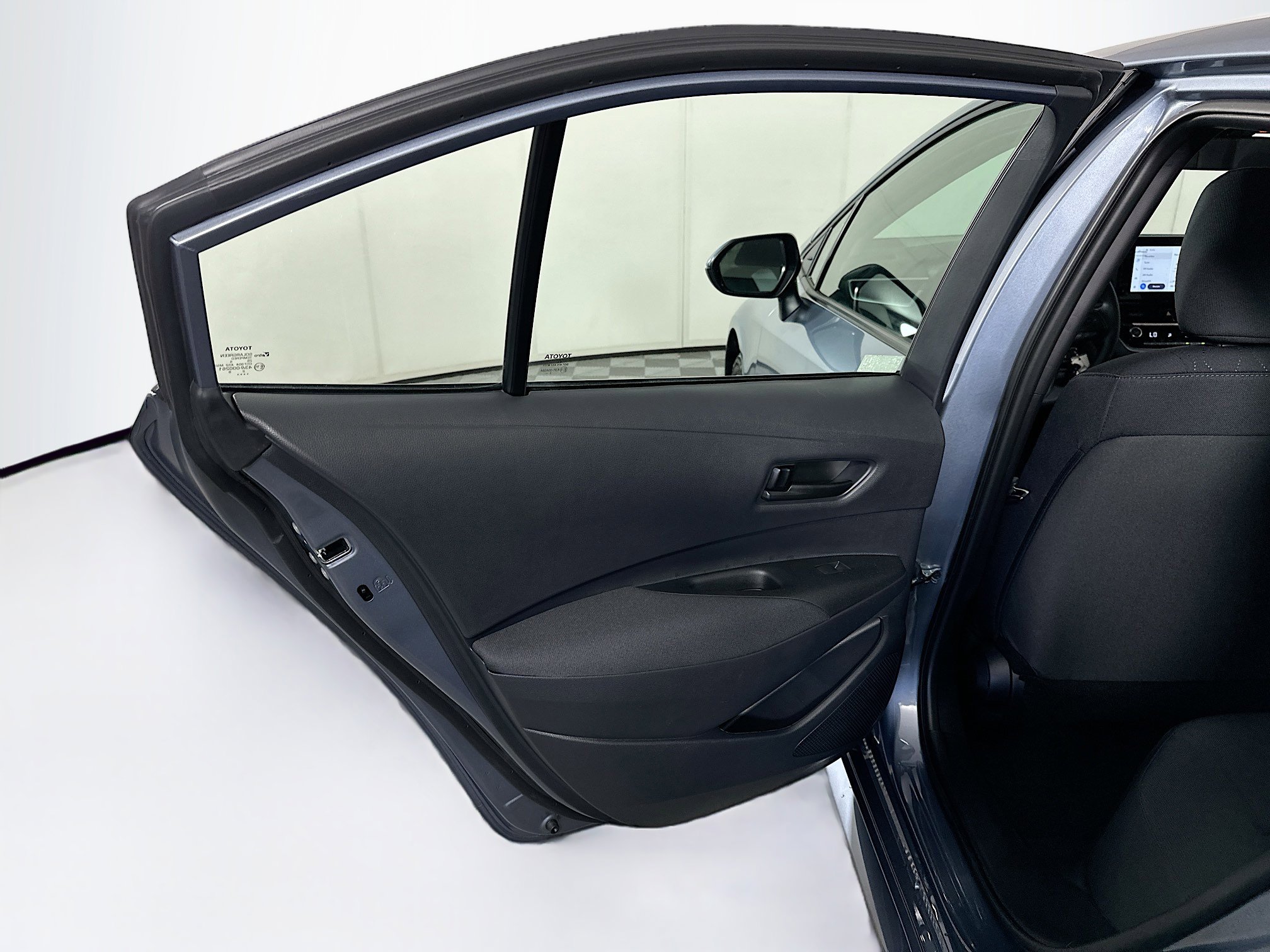 Used 2026 Toyota Corolla LE image 25