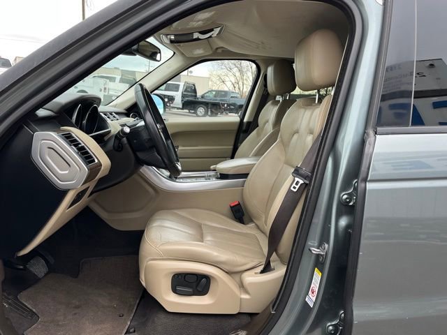 Used 2015 Land Rover Range Rover Sport SE AWD/4WD image 29